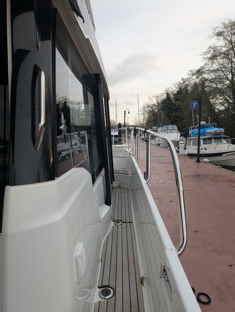 2023 Jeanneau NC 1095 FLY