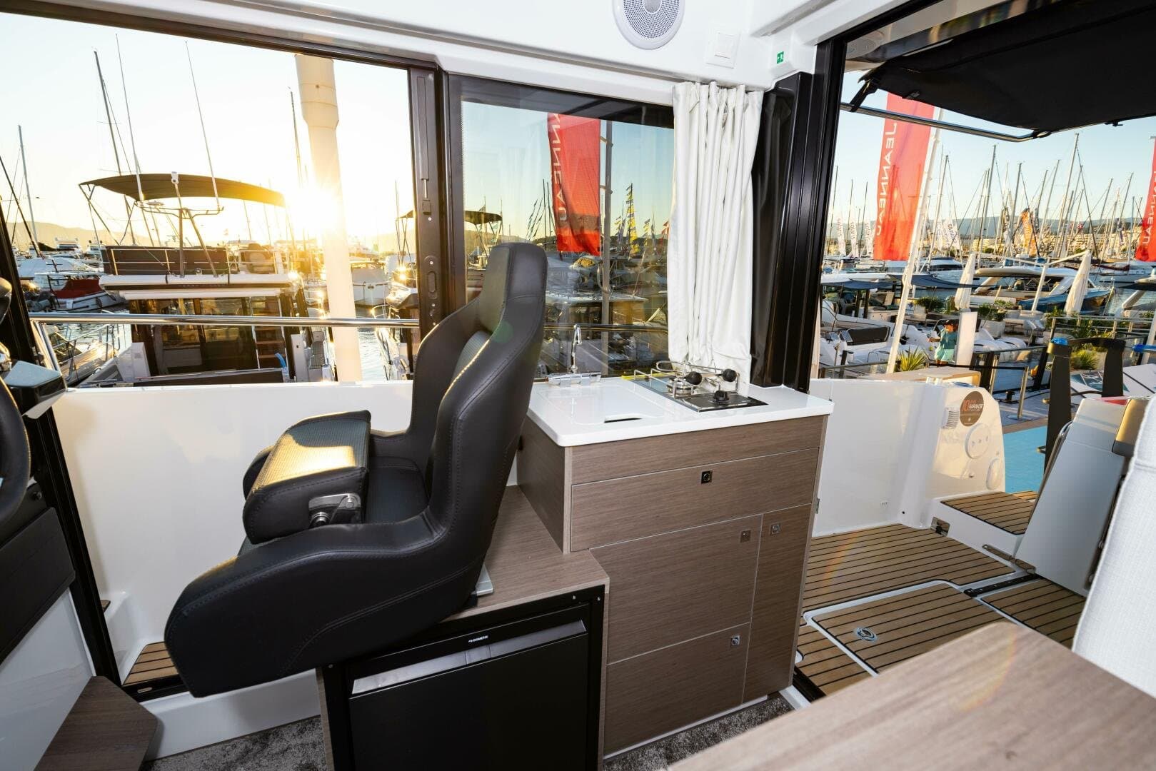 2026 Jeanneau NC 895 Sport