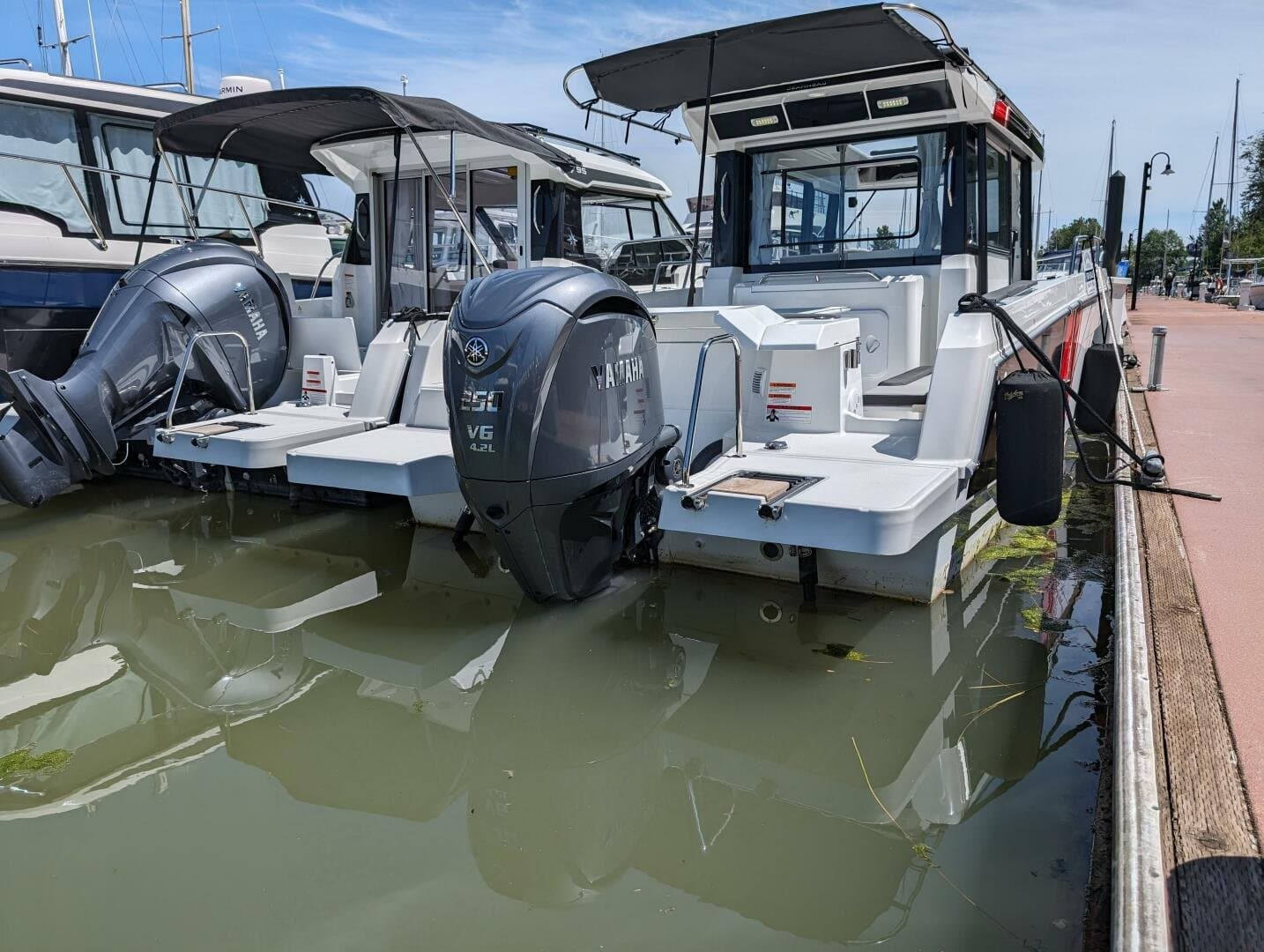 2024 Jeanneau NC 795 Sport S2