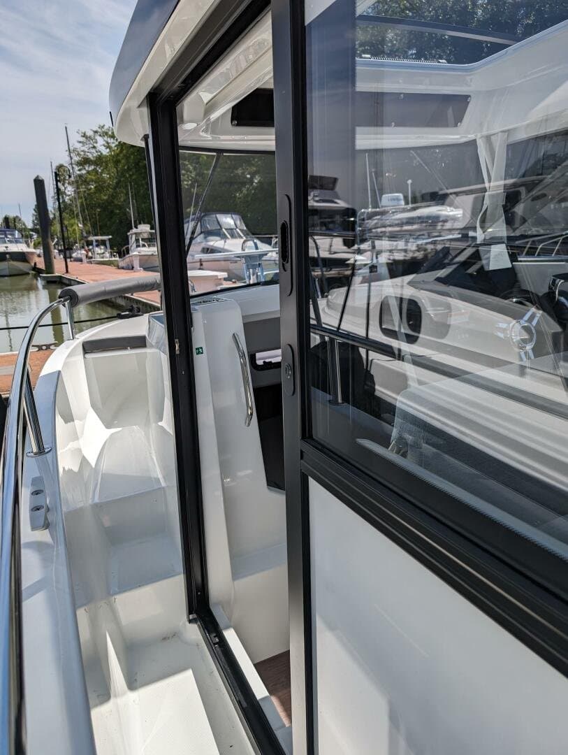 2024 Jeanneau NC 795 Sport S2