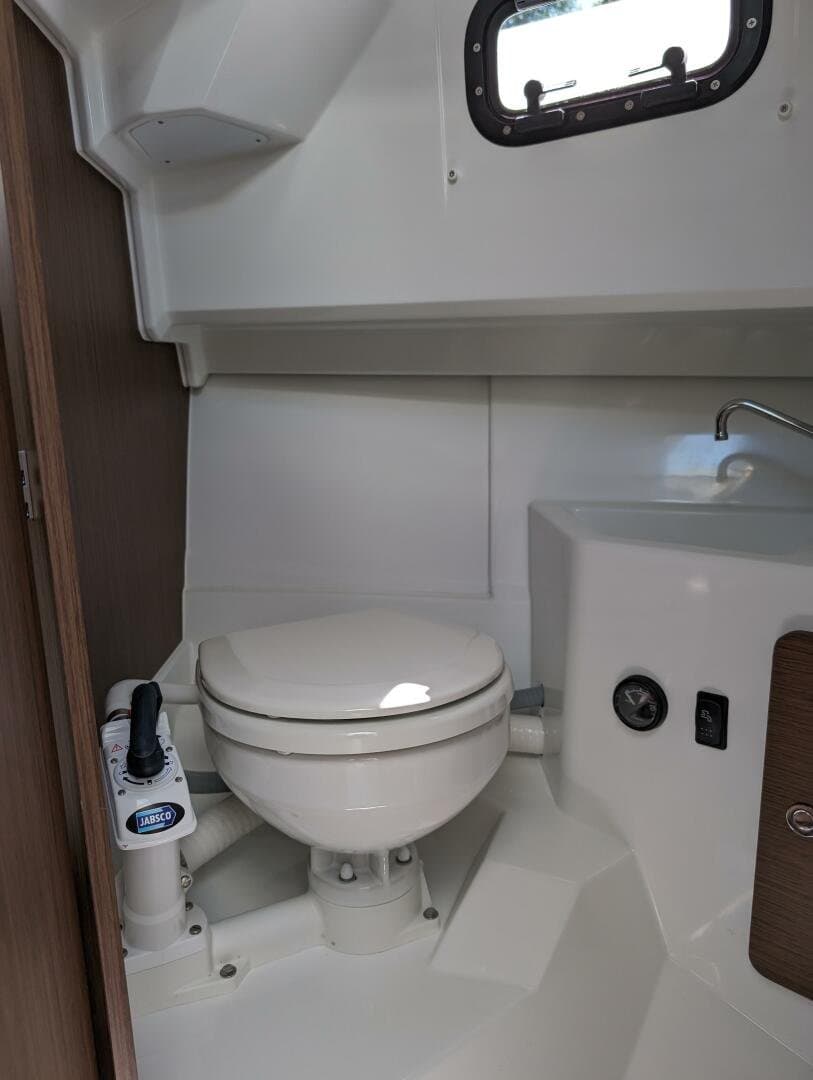 2024 Jeanneau NC 795 Sport S2