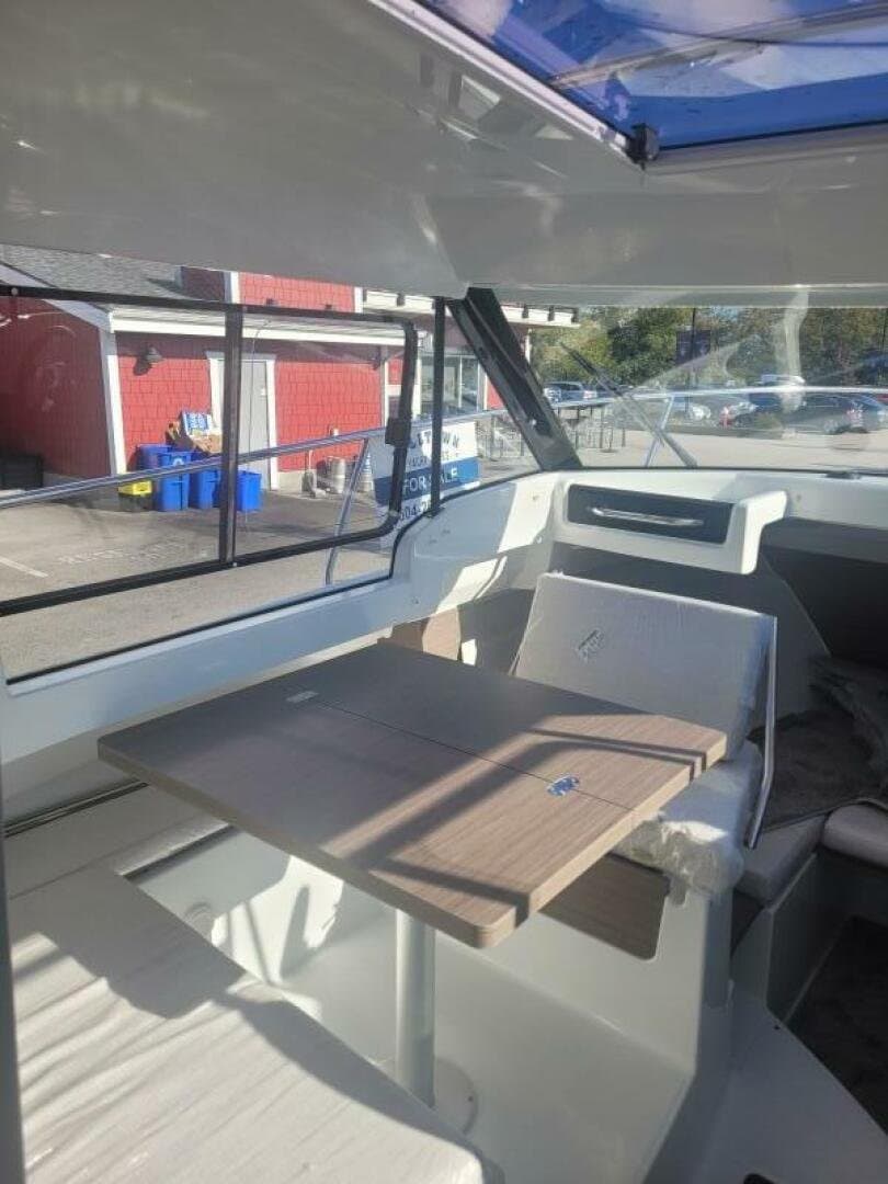 2025 Jeanneau NC 695 S2