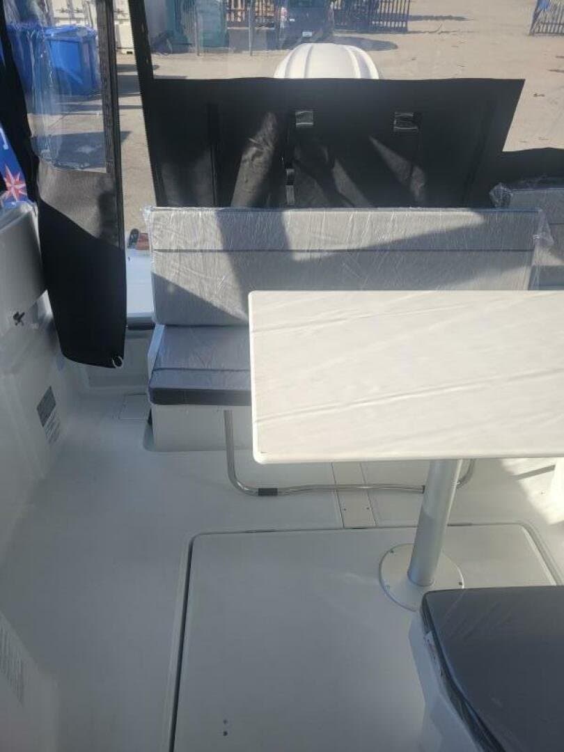 2025 Jeanneau NC 695 S2