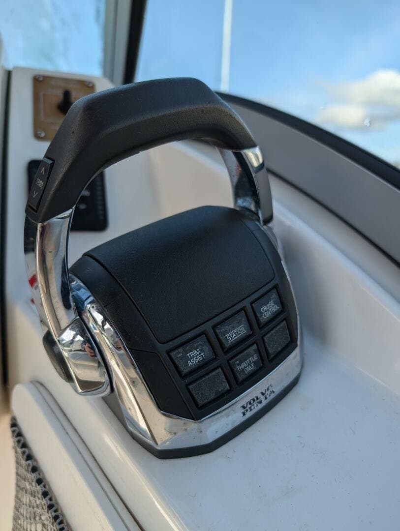 2014 Campion Allante 825i