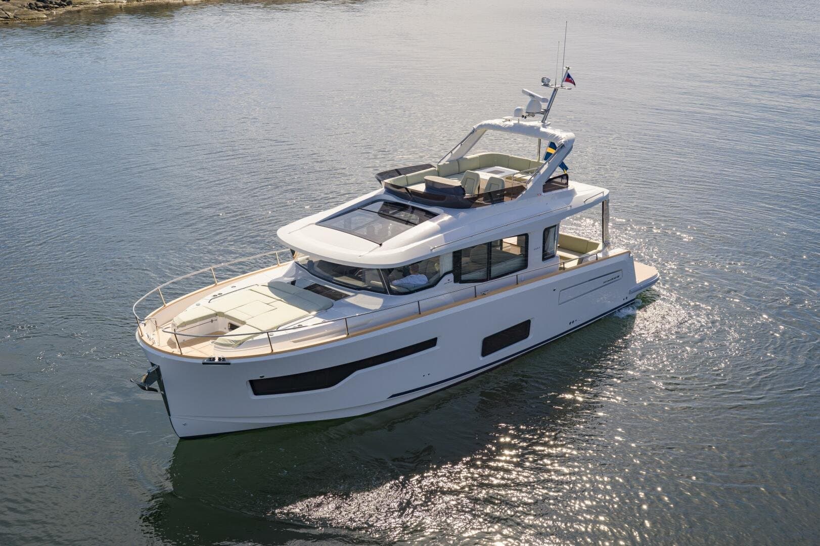 2026 Nimbus 495 Flybridge