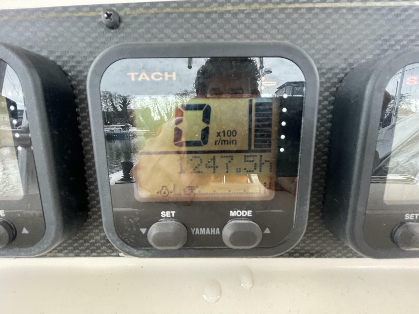 2006 Grady-White 306 Bimini