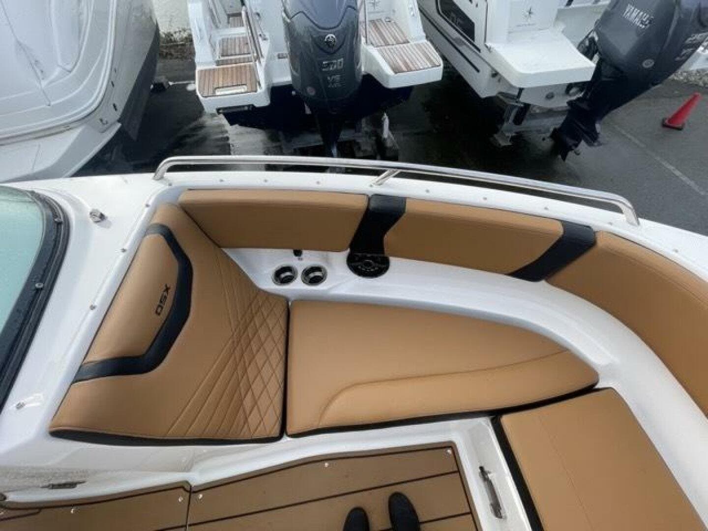 2023 Chaparral 250 OSX