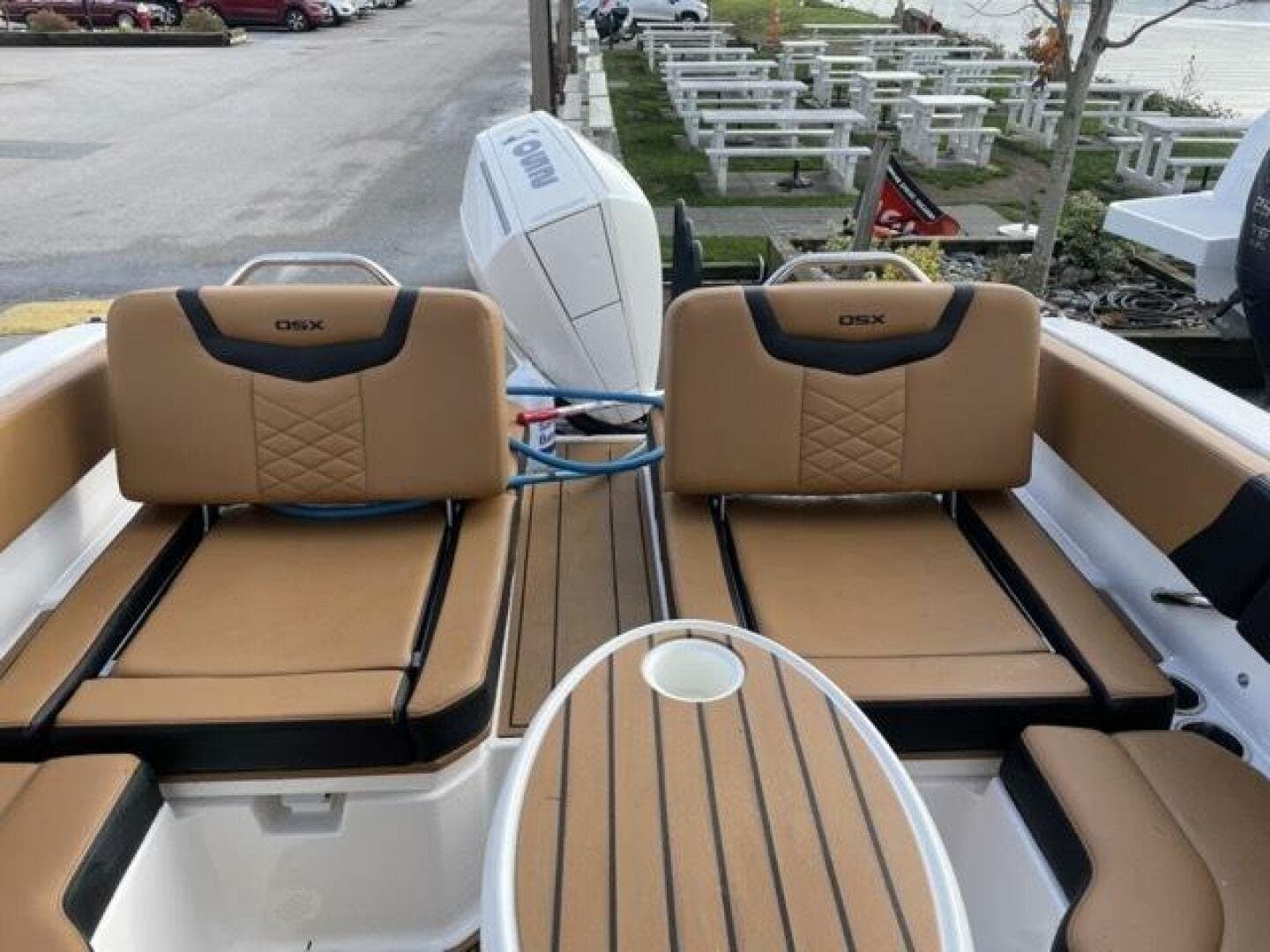 2023 Chaparral 250 OSX