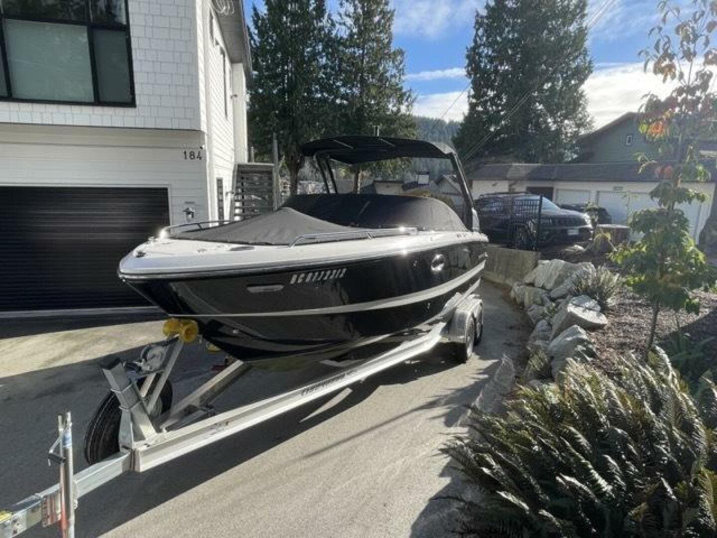 2023 Chaparral 250 OSX