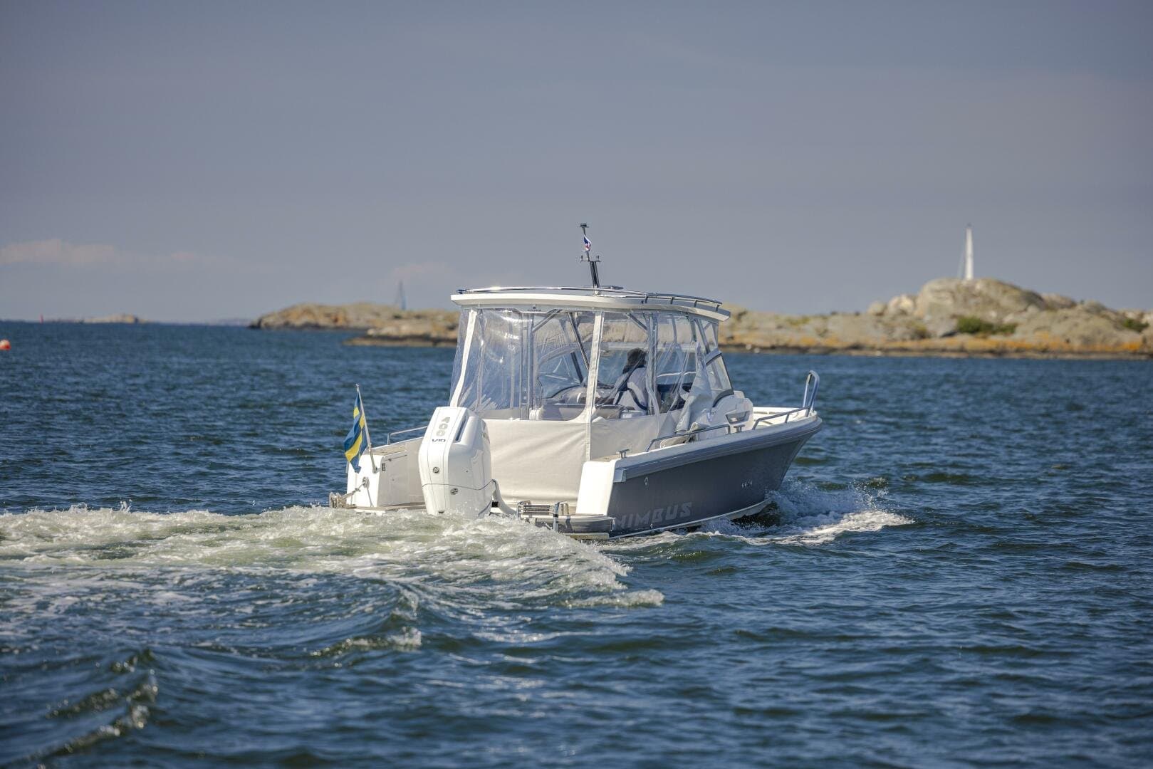 2026 Nimbus Tender 9