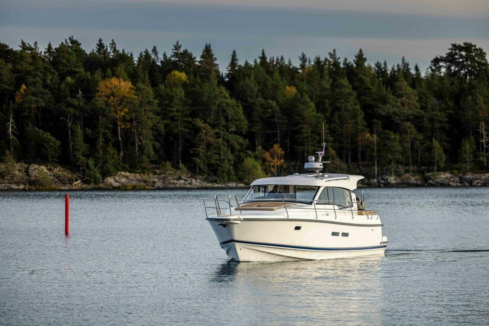 2025 Nimbus 365 Coupe