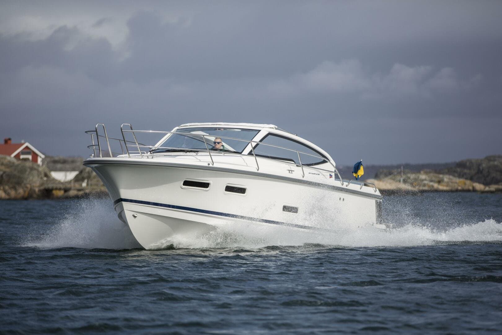 2026 Nimbus 305 Drophead