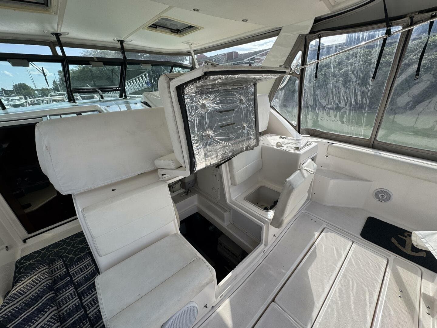 2004 Tiara Yachts 4000 Express