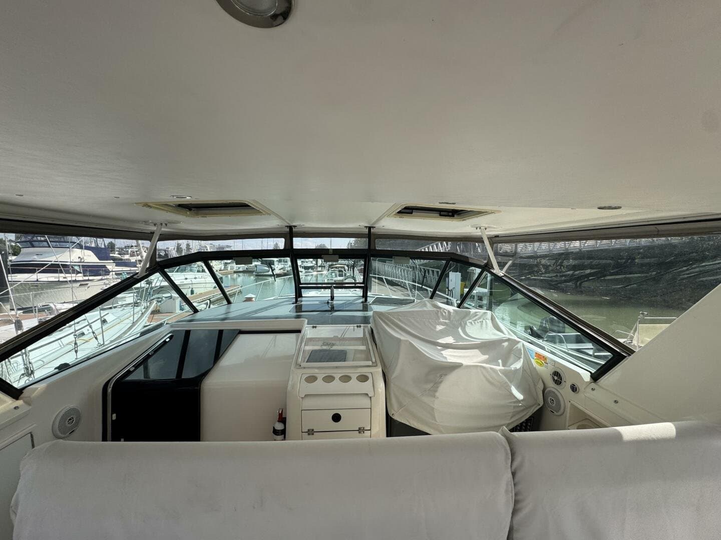 2004 Tiara Yachts 4000 Express