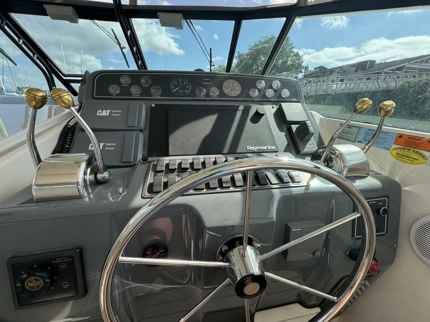 2004 Tiara Yachts 4000 Express