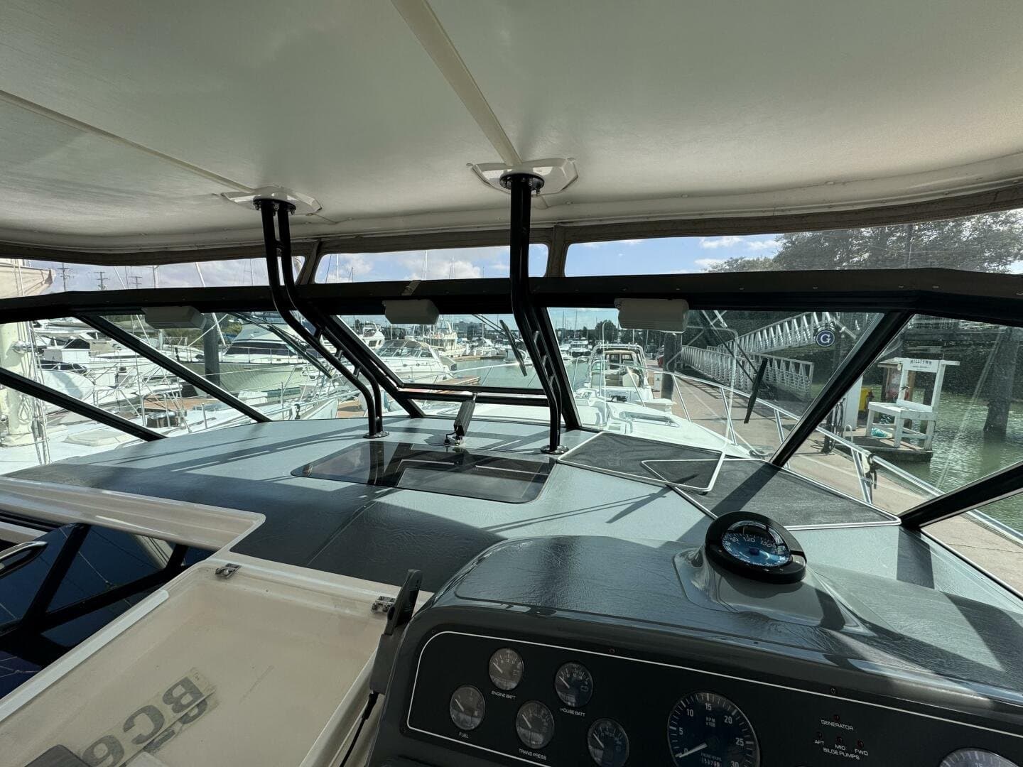 2004 Tiara Yachts 4000 Express