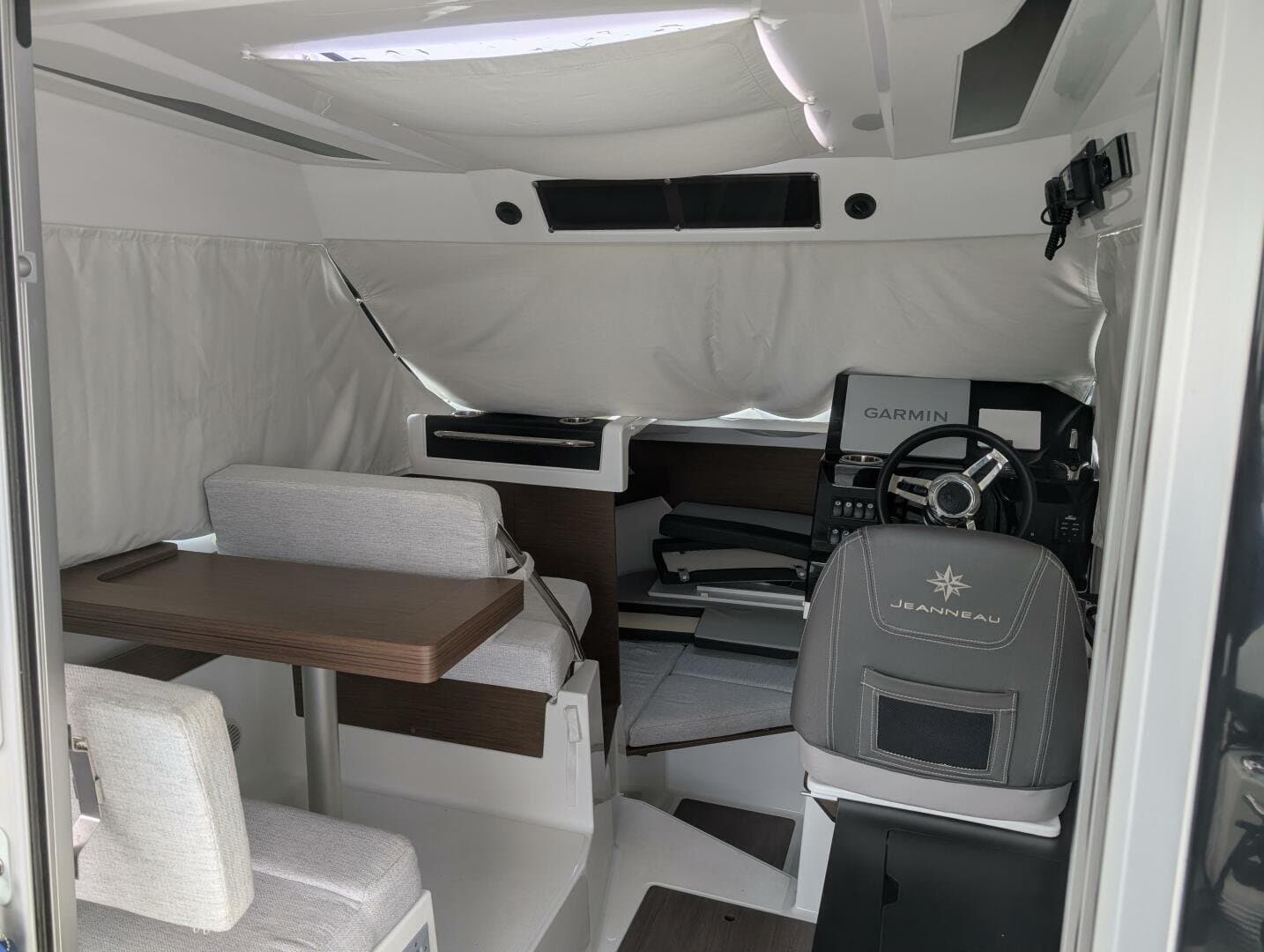 2024 Jeanneau NC 795 Series 2