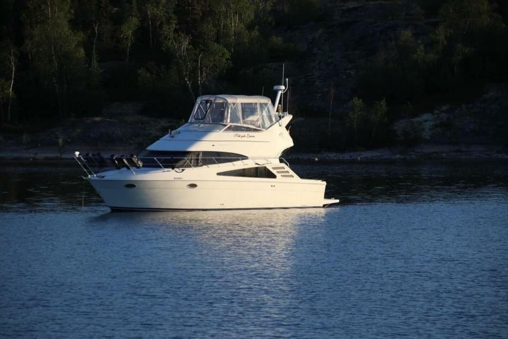 2007 Carver 35 Super Sport