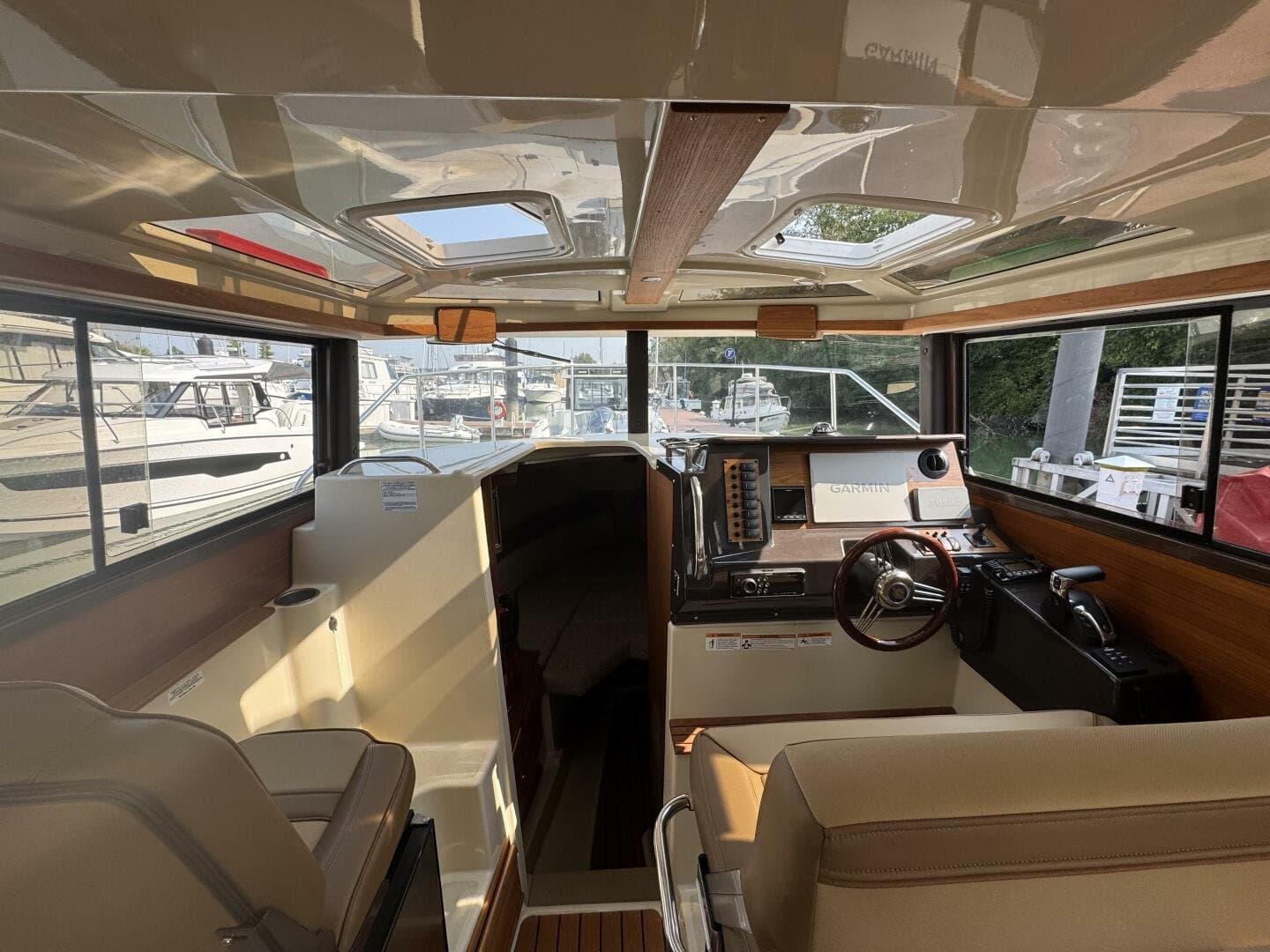 2021 Ranger Tugs null