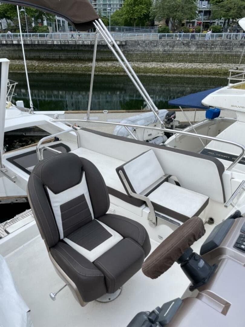 2017 Galeon 430 Skydeck