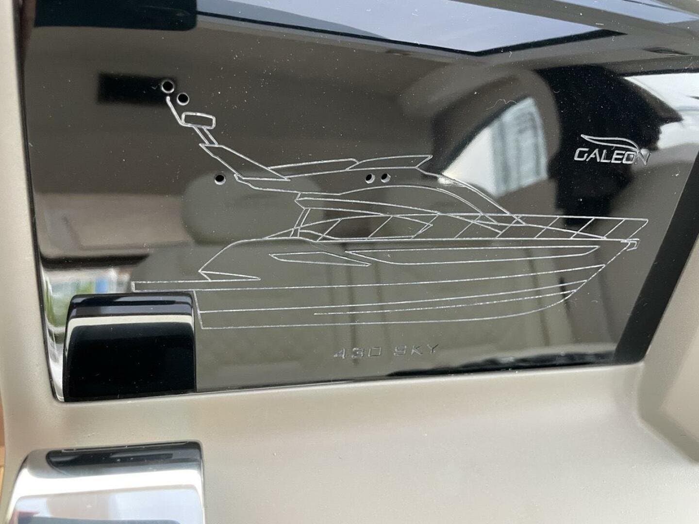 2017 Galeon 430 Skydeck