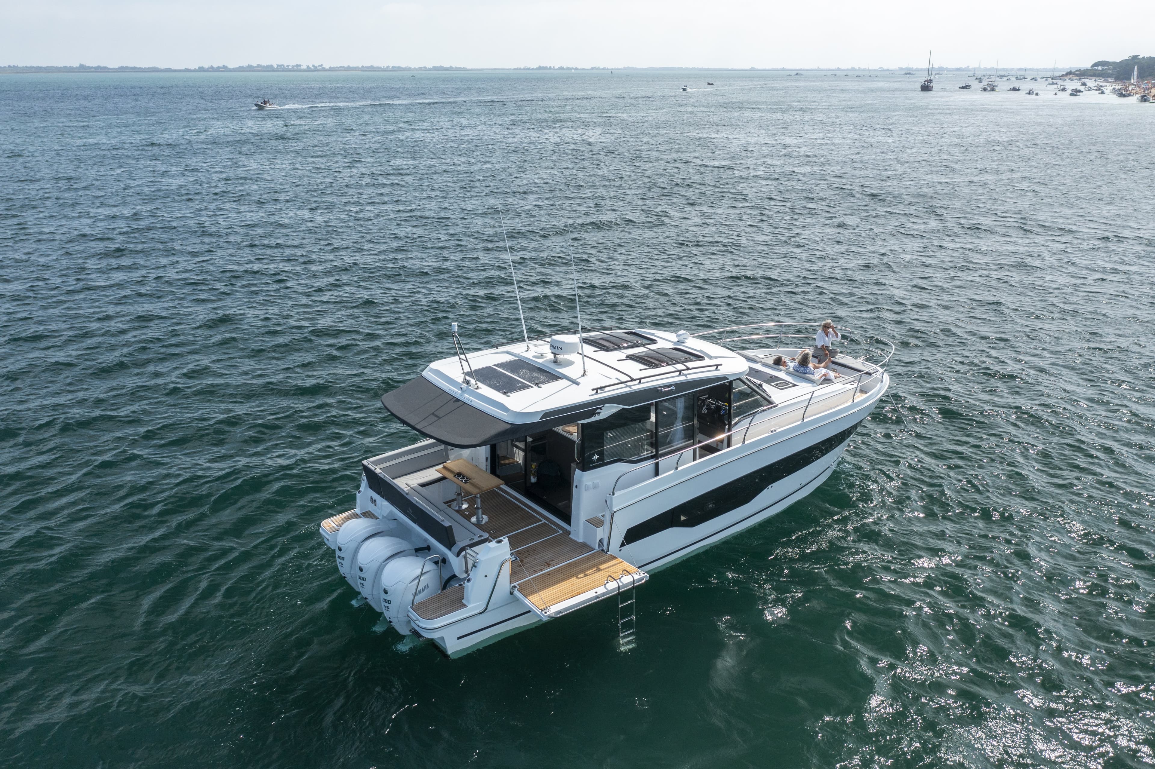 2026 Jeanneau NC 1295 Coupe