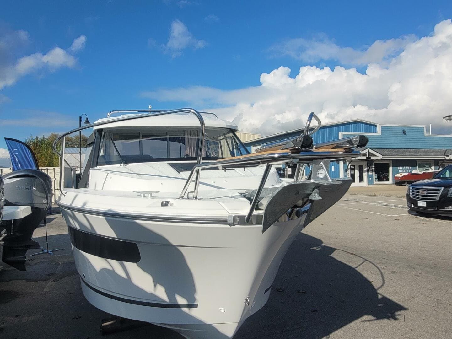 2026 Jeanneau NC 695 S2