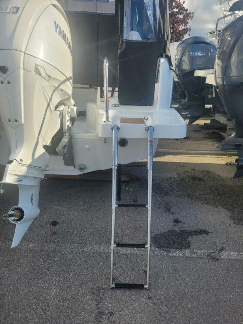 2026 Jeanneau NC 695 S2