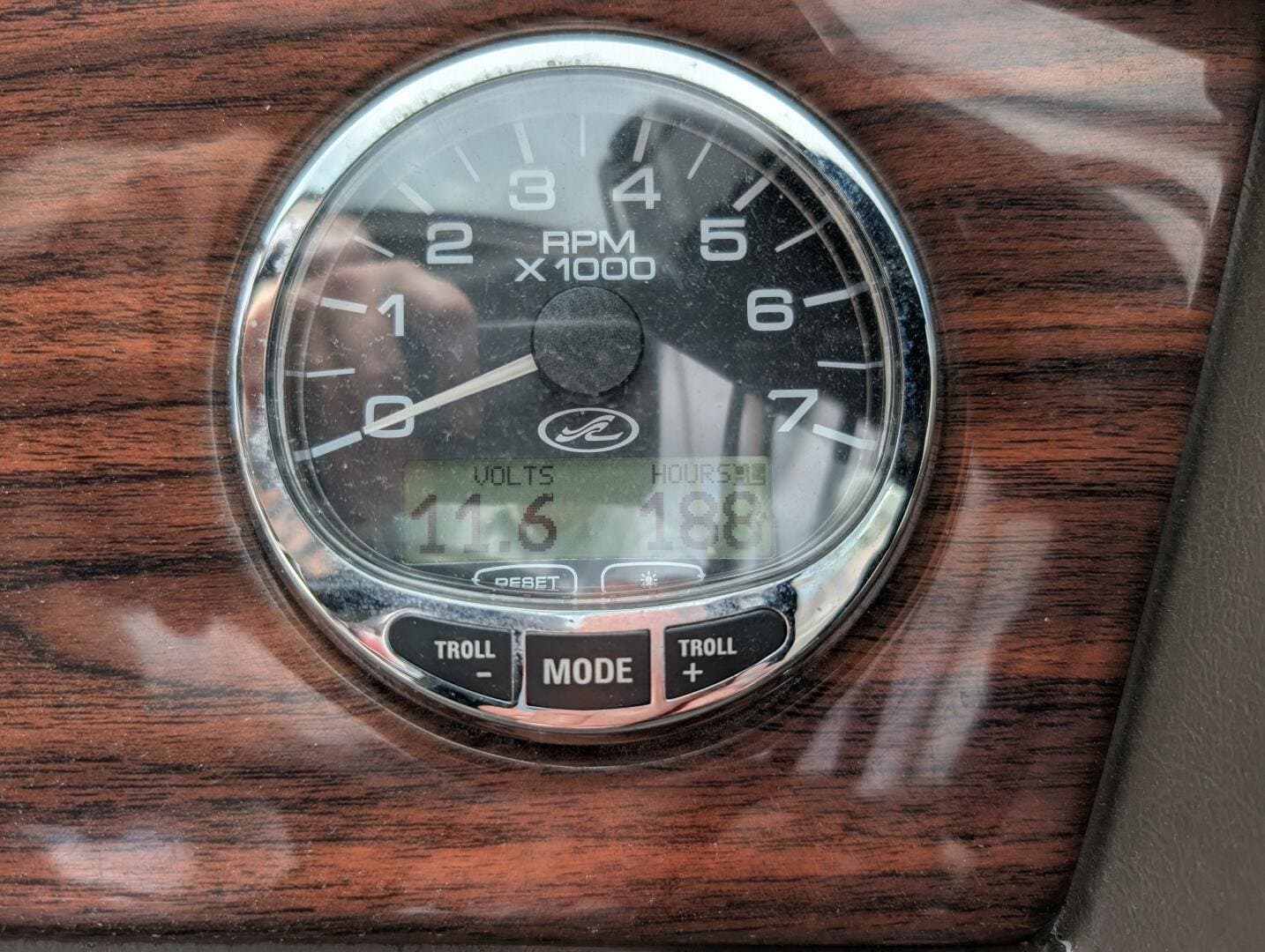 2008 Sea Ray 230 Select