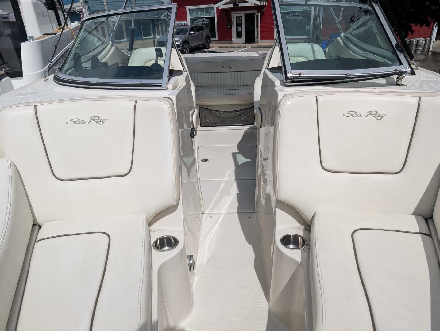 2008 Sea Ray 230 Select