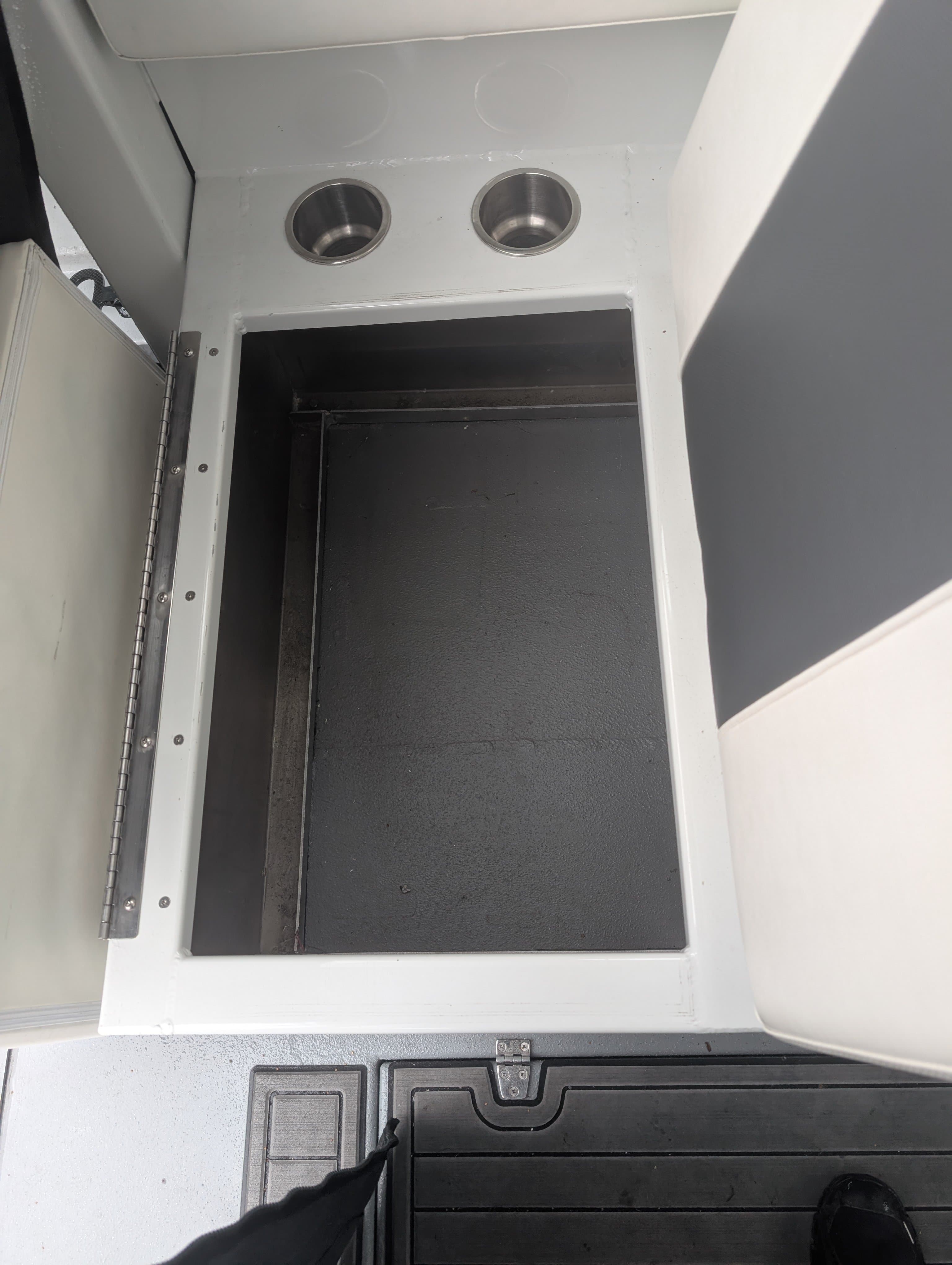 2021 Custom 264 Sport Fish