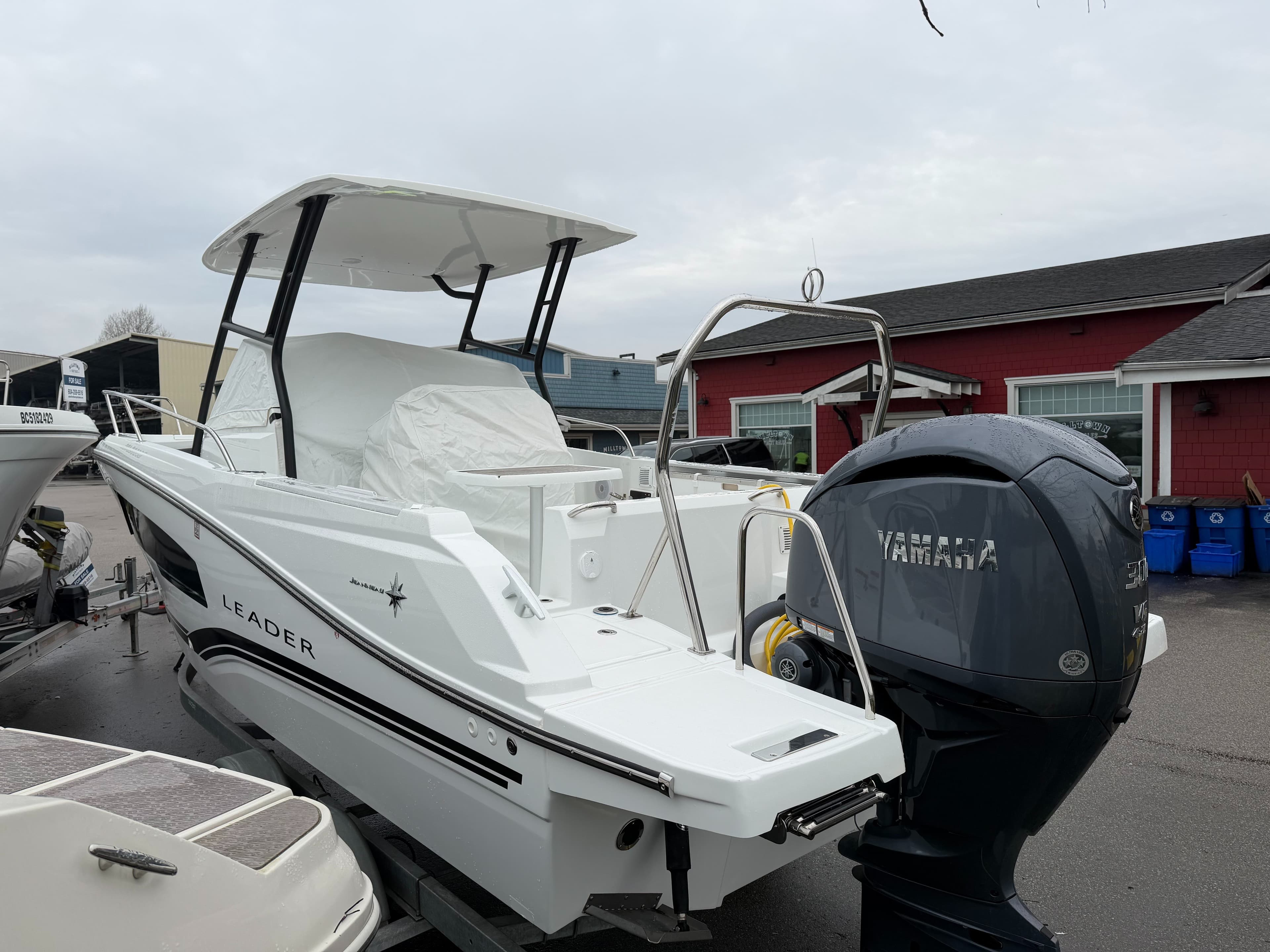 2022 Jeanneau 7.5 Leader