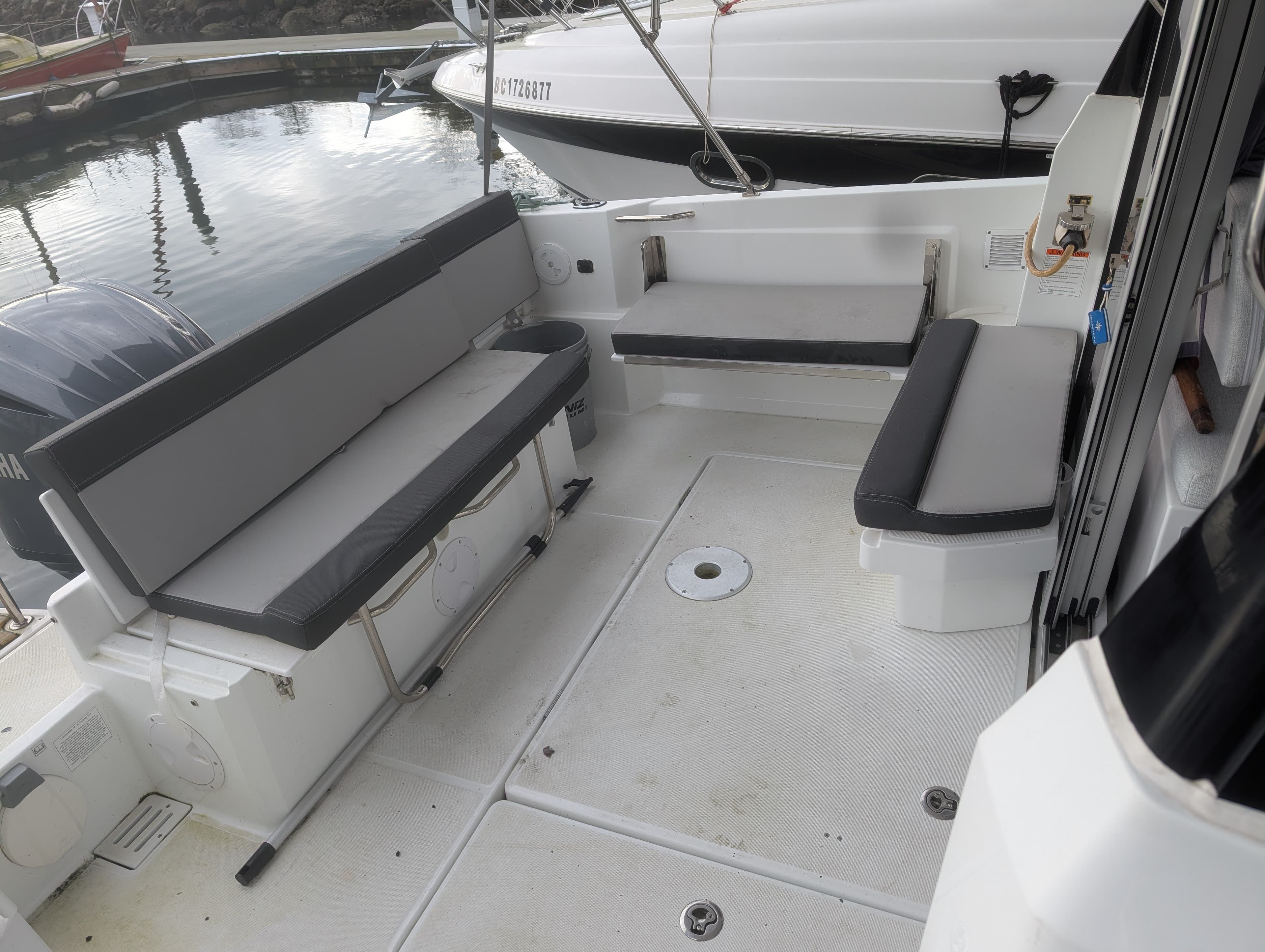 2022 Jeanneau NC 795 S2 