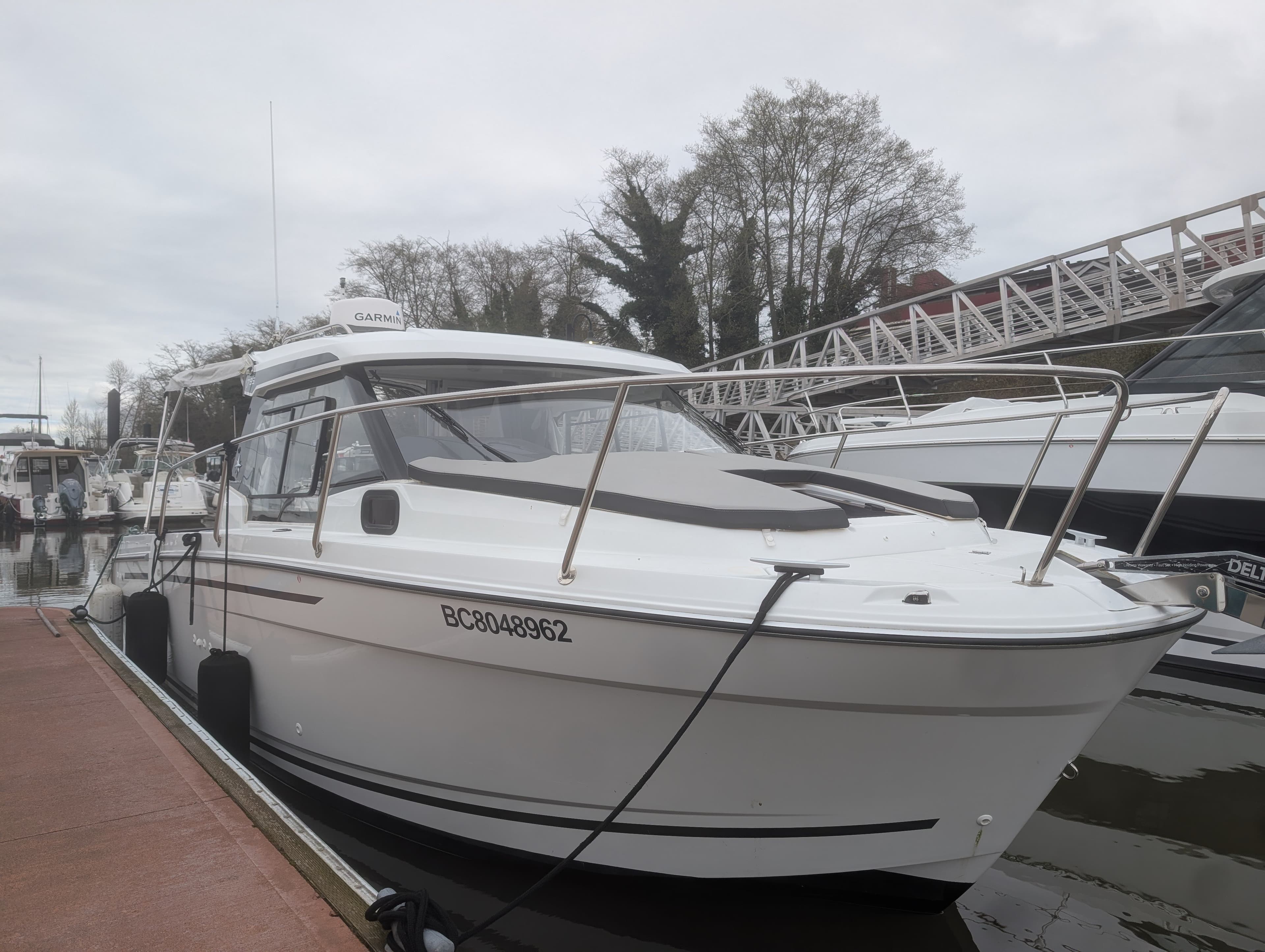 2022 Jeanneau NC 795 S2 