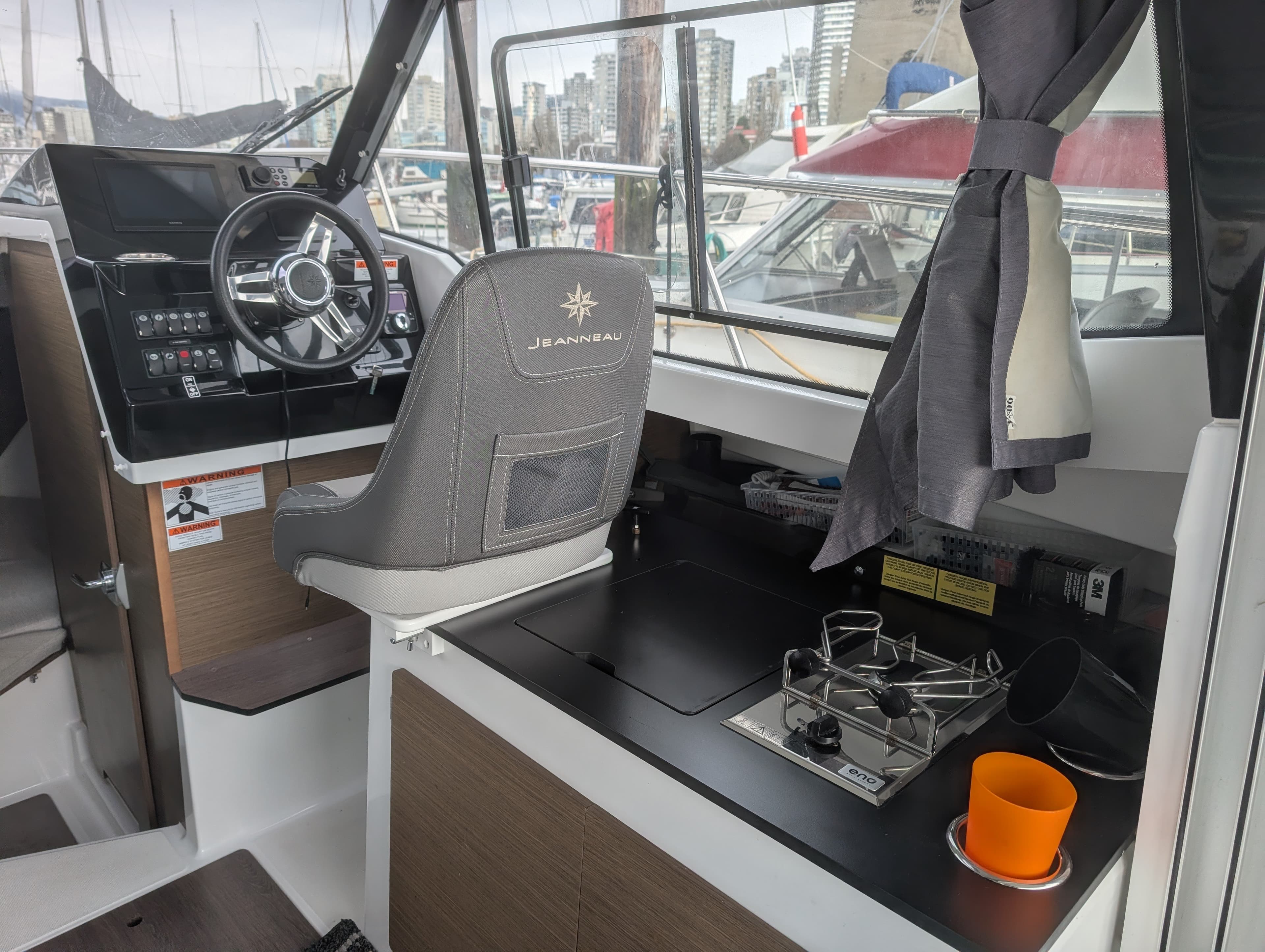 2022 Jeanneau NC 795 S2 