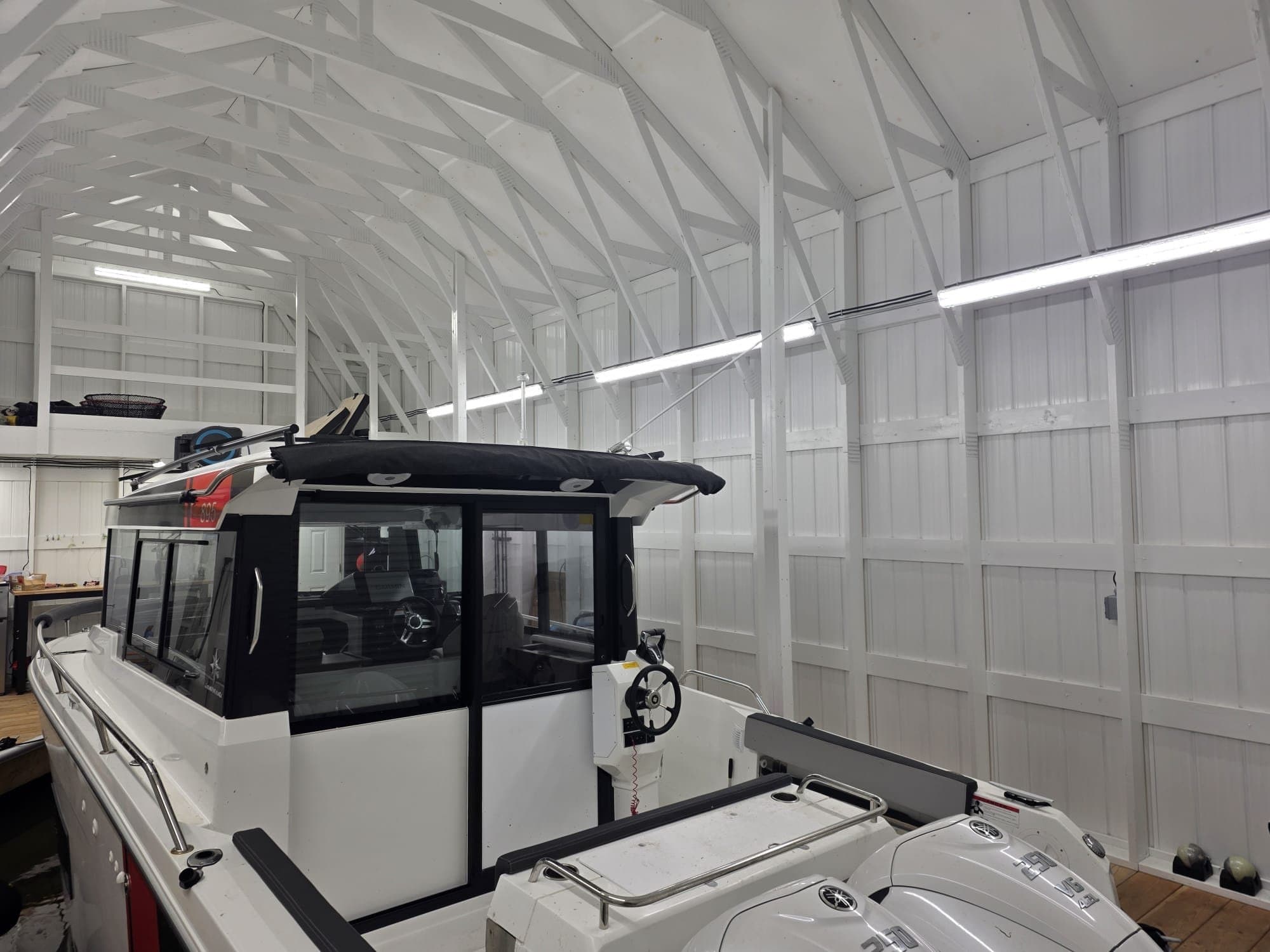 2023 Jeanneau NC 895 Sport