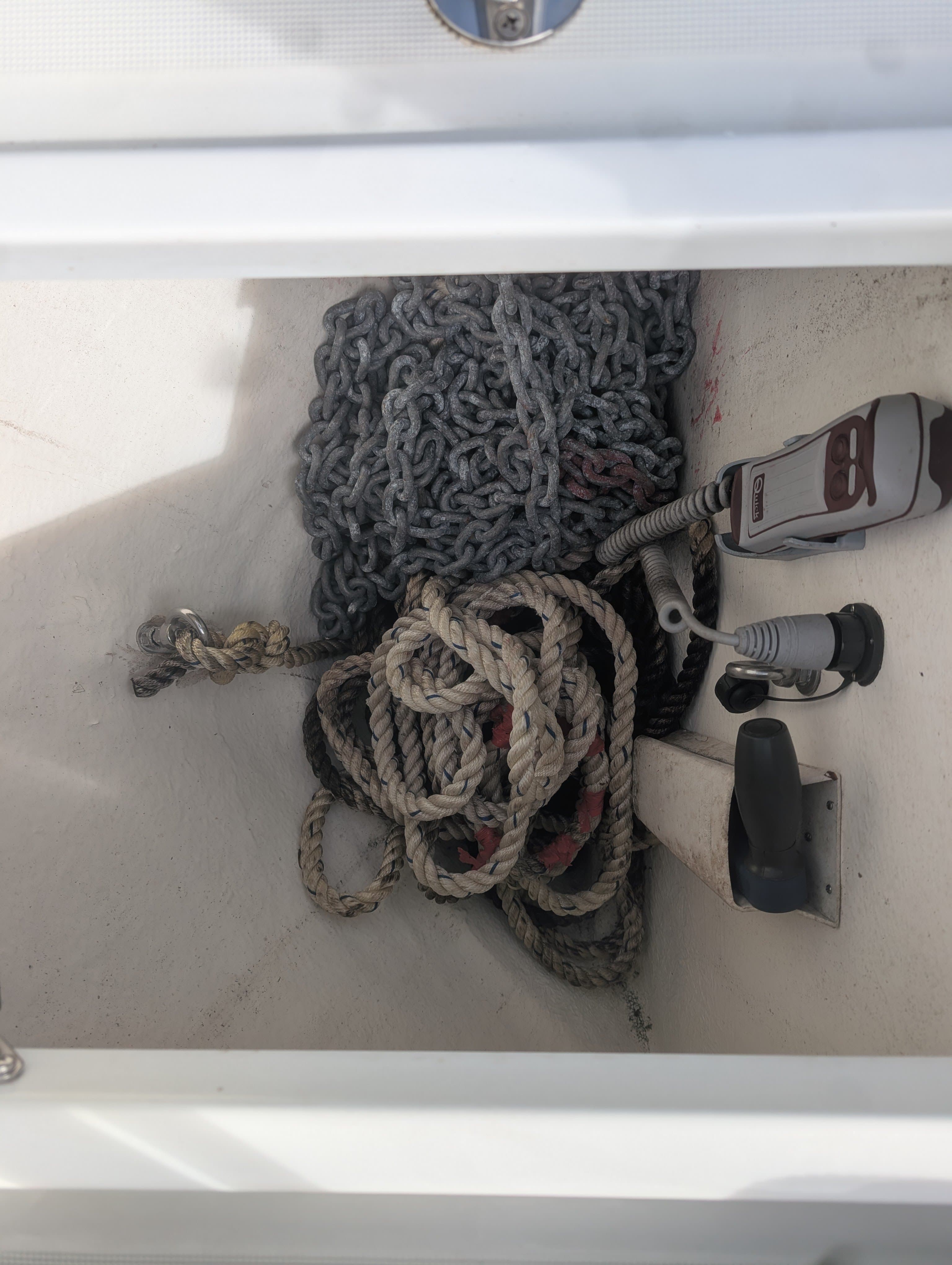 2021 Jeanneau 895 Sport