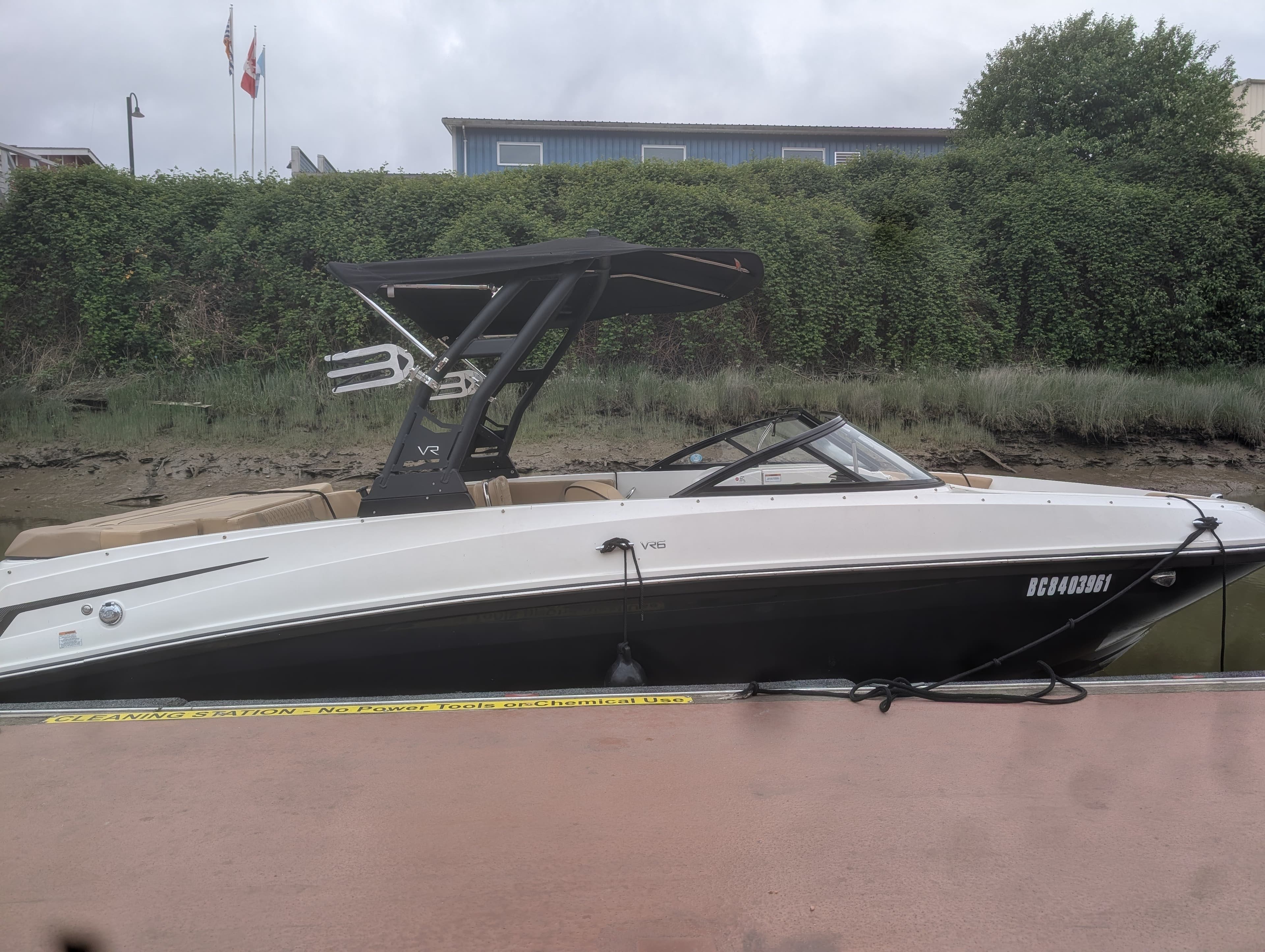 2023 Bayliner VR6 